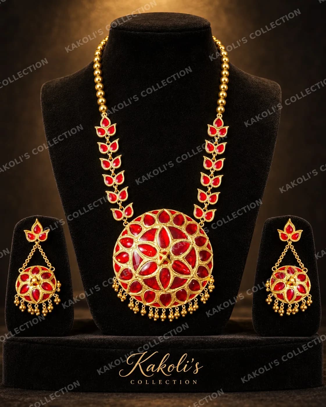 Red Jaapi with Leaf-Link Chain – Assamese jewellery by Kakoli's Collection